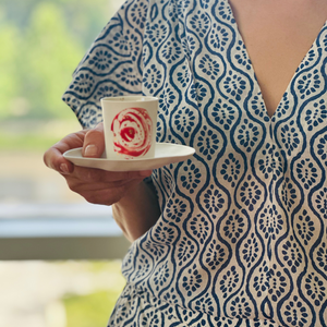 incecik porselen mug ve amorf tabak  setı 